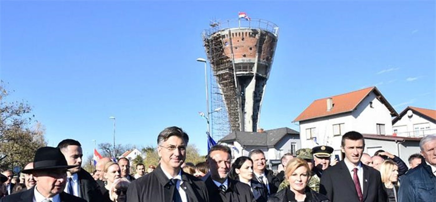 Danas odajemo poštovanje gradu heroju Vukovaru, svim braniteljima i žrtvama koji su dali svoje živote za Hrvatsku